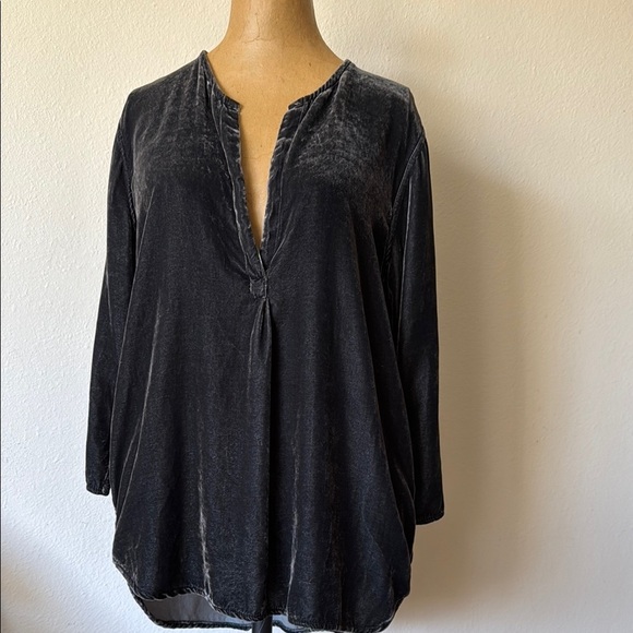 CP Shades sz M Elegant charcoal grey Velvet Women's Top v neck pockets VGUC - Picture 1 of 7